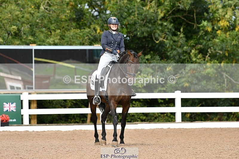 250906-100443-00565 - 098-Lucie.StokoeDionis