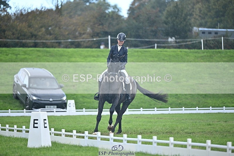 251024A-145721-13891 - E-393-Saskia.Rioux