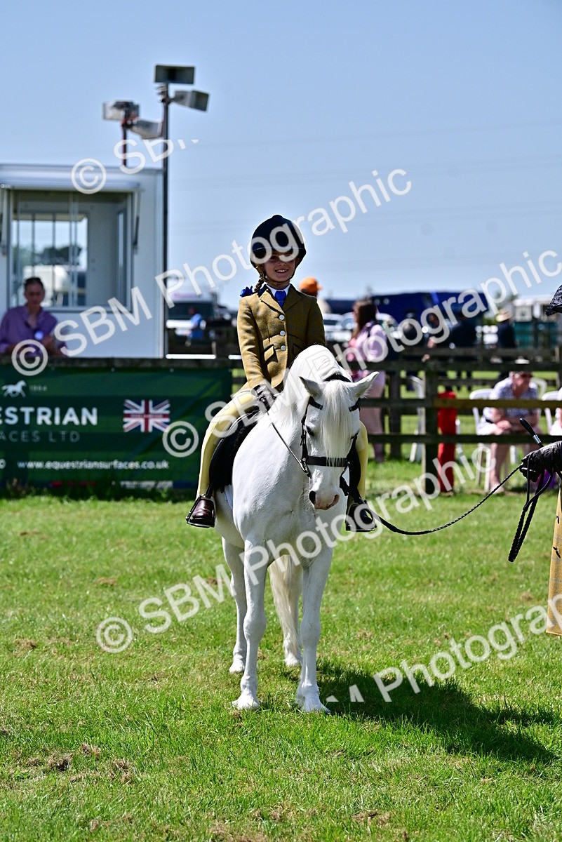 SBM_05944 - Class 59-60 - TSR M&M  Lear Rein and First Ridden Amateur of the year