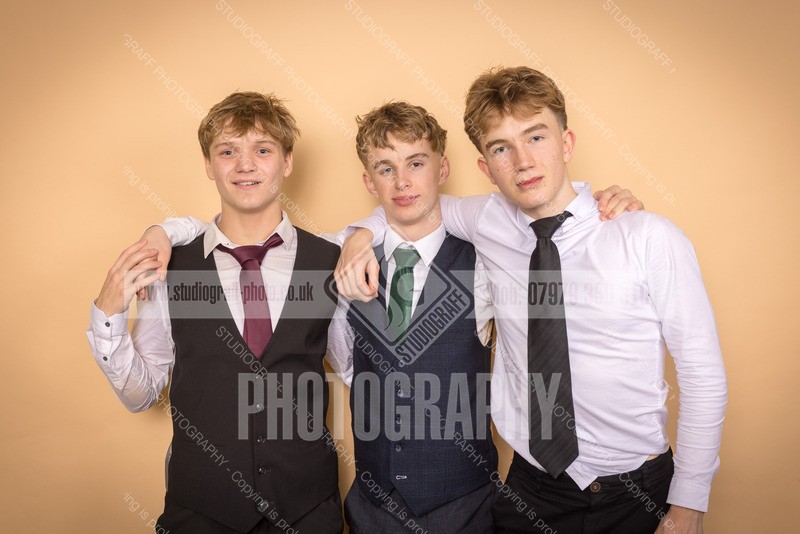 R5L1_2622 - Thurso high school 2025 - Senior prom