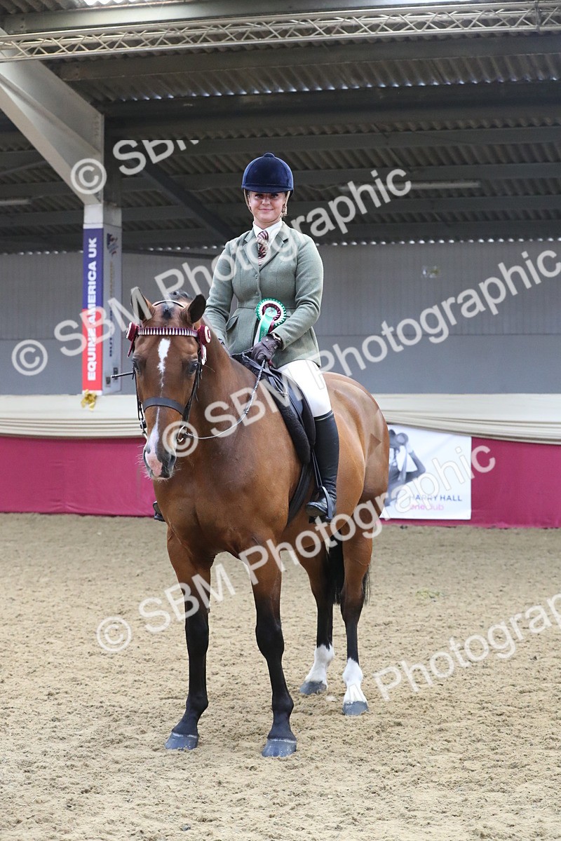 SBM_10452 - Class 102 Equitation (best rider) Adult