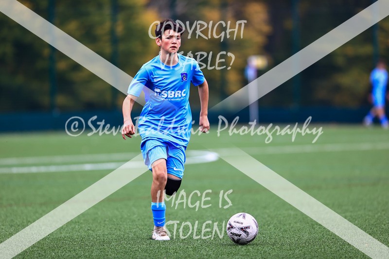 1DX30780 - 2025-10-12 FC Abbey Meads U15 Blue V Hungerford Town Juniors U15 Black