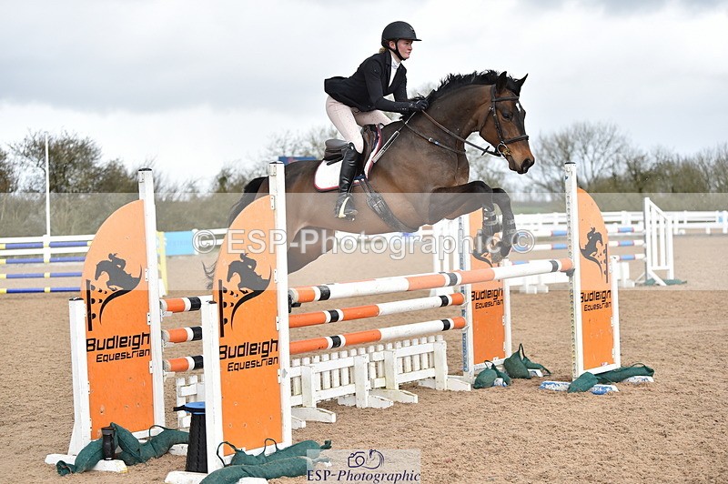 240327A-130124-00495 - Cls 4 Newcomers and 1.10m Open