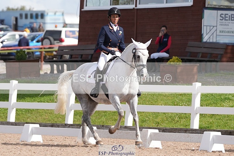 250906-115938-01676 - 010-Donna.HarrisKylah