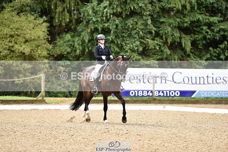 140110A-003018-10631 - 124-Latisha.Nazaruk-Southern.Cross.Brunei