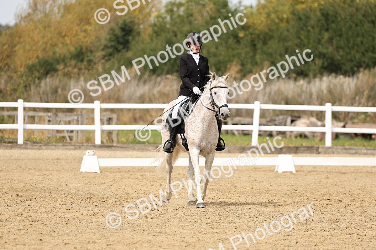 SBM_013156 - Class 3 - Novice 4 - 11.43-12.25