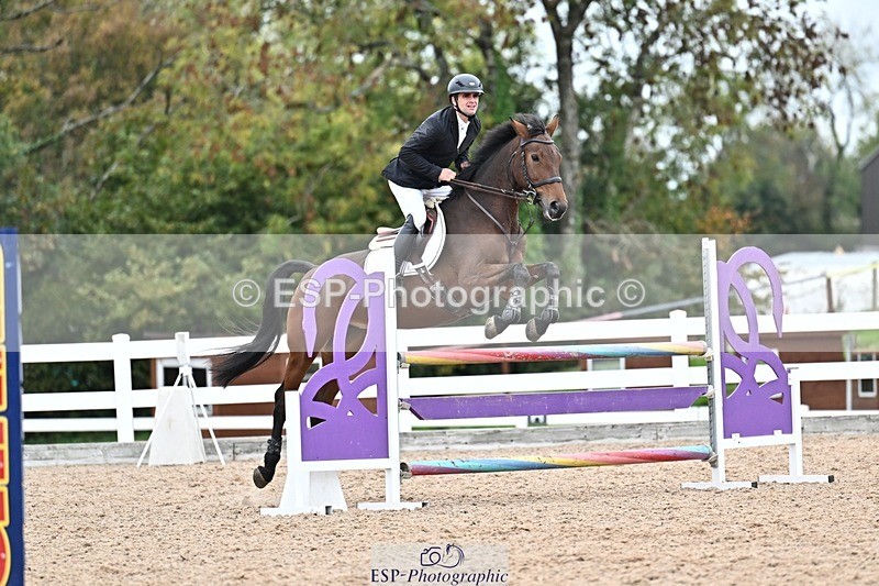 251015-133841-00619 - Cls 4 Newcomers and 1.10m Open