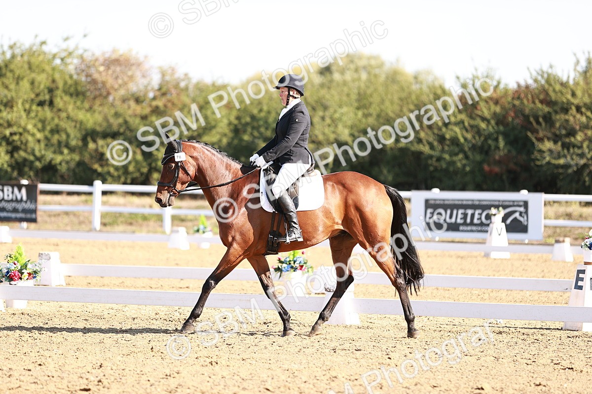 SBM_004257 - Class 12 - Novice 5 - 9.07-10.10