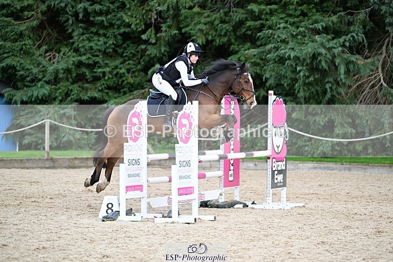 241117-141015-04450 - Cls 3 90-95cm 14.00 to 15.00