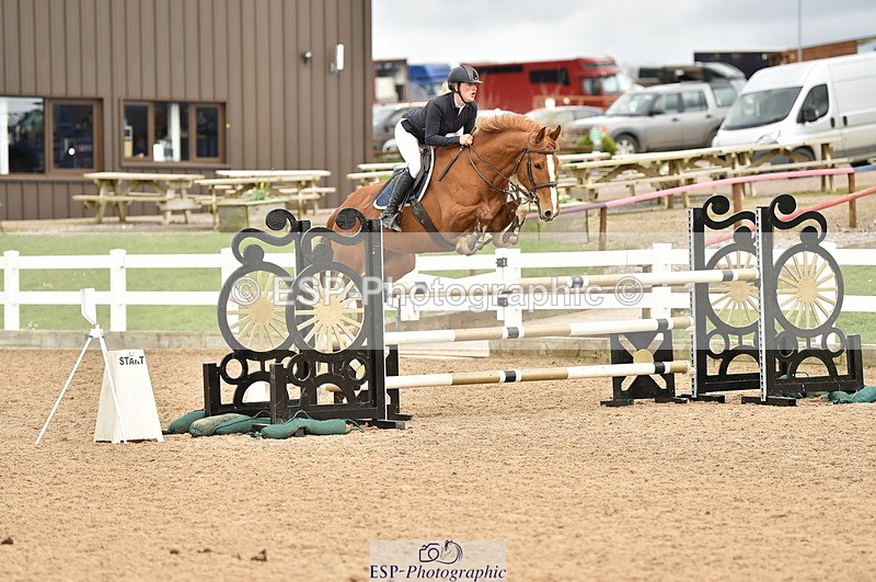 240403A-142954-00812 - Cls 4 Newcomers and 1.10m Open