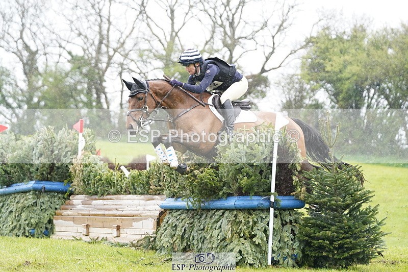 250418-135906-05153 - 212-Lucy.Lloyd-WATERNISH.BRIDLE.LANE