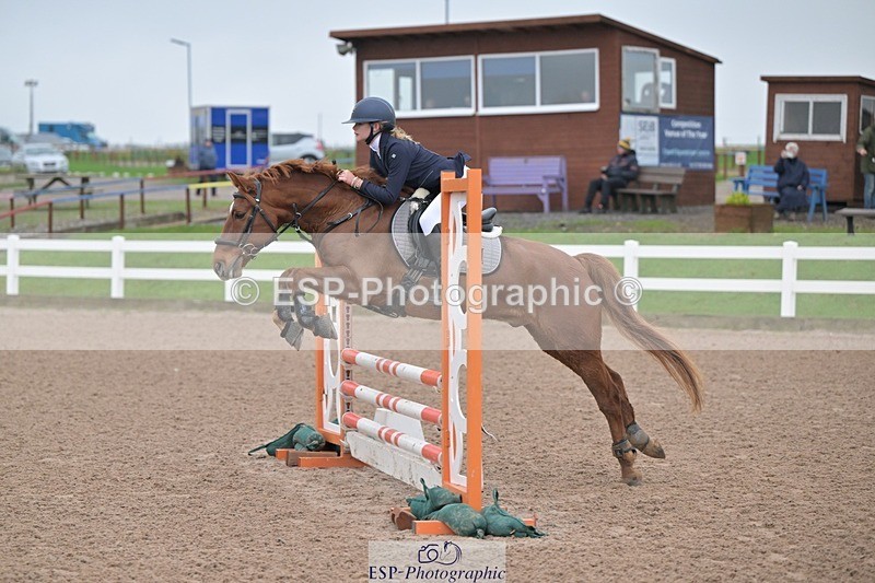 251116-103519-01117 - Cls 4 Pony British Novice and 80cm Open