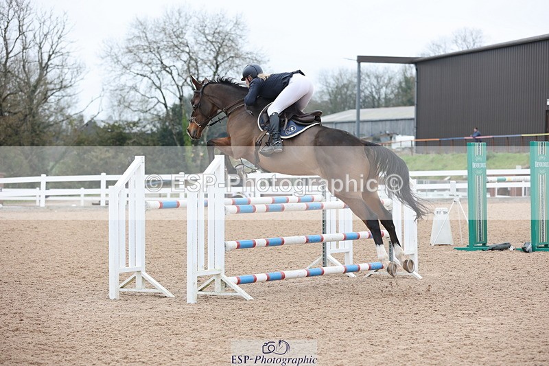 241101A-114327-01472 - FRI Cls 5 Newcomers and 1.10m Open