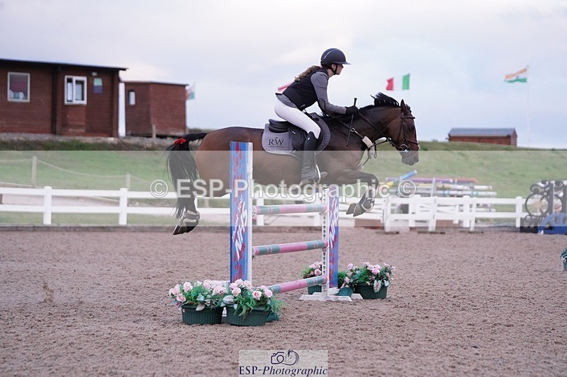 250628-204428-08655 - Cls 26 Pony Foxhunter & 1.10m Open