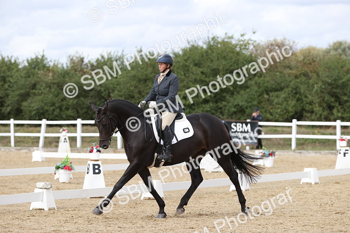 SBM_003888 - Class 9 - Novice 3 Champs