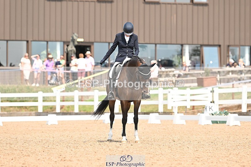 250816-133711-04875 - 079-Nicola.LomaxSimply.Bea