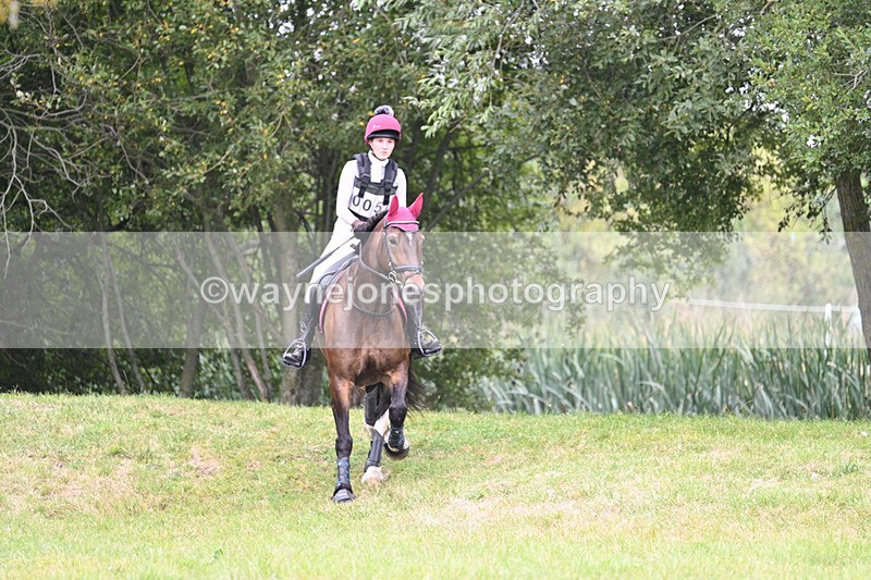 WJ7_8552 - 80cm XC Time 16:05 to 16:24