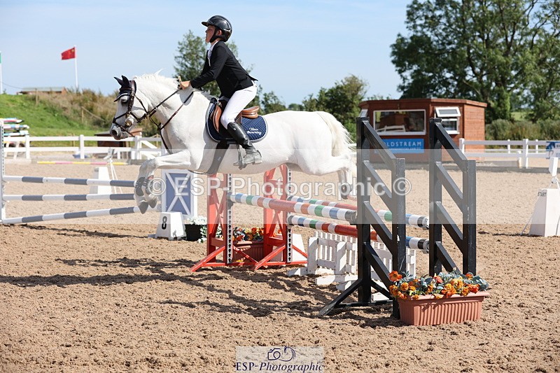 240629A-165100-08188 - Cls 13 Stepping Stones 128cm + 138cm