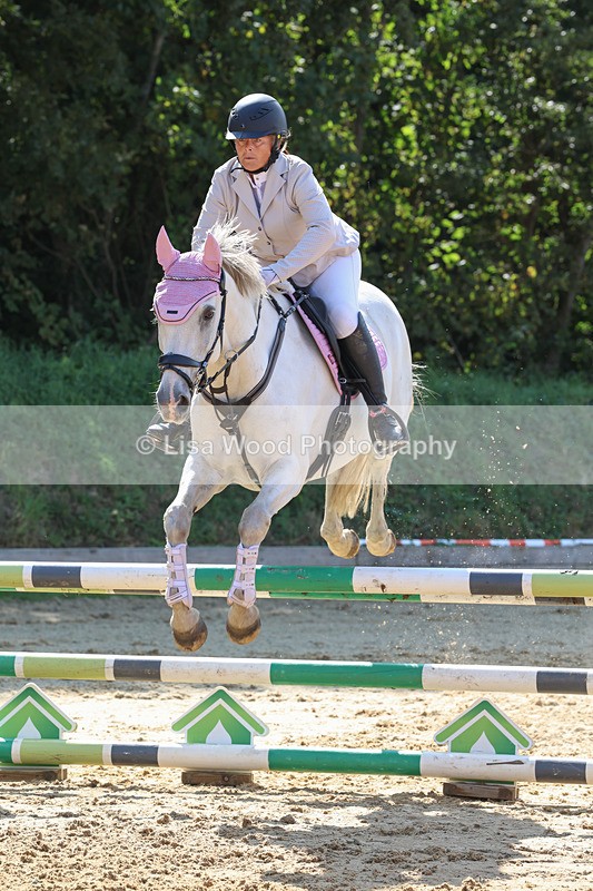 3E7A0898 - Class 4: Senior British Novice/90cm open