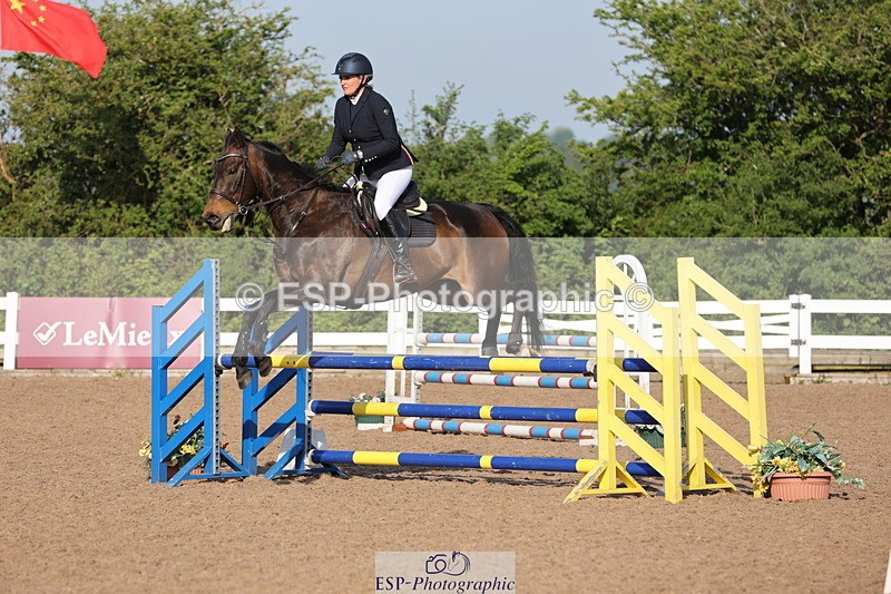 240510A-082319-04207 - Cls 13 British Novice and 90cm Open