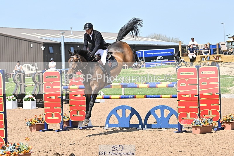 240509A-130530-01956 - Cls 10 National 1.30m Open