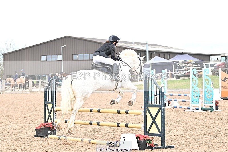 250414-105550-00316 - 80cm Round 1