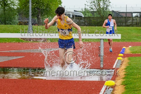 Opener25-918508 - Track Male