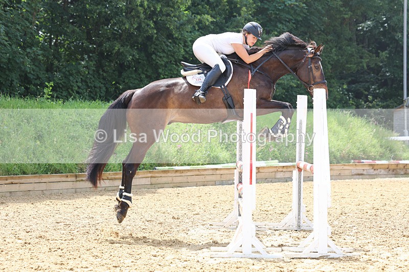 3E7A5777 - Class 5: Senior 95cm