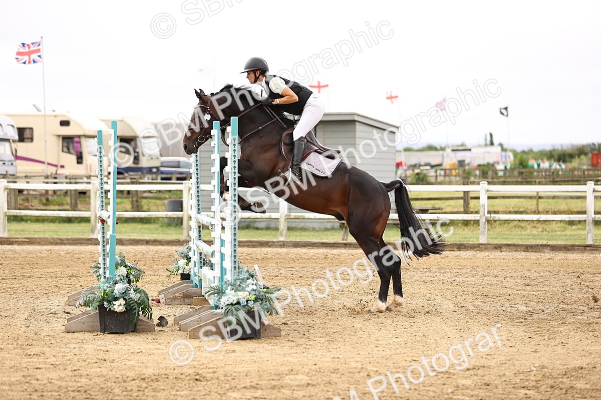 SBM_003010 - Class 21 - Senior Newcomers - 1.10m