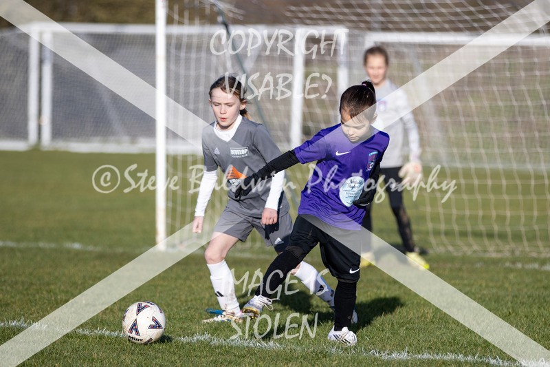 1DX30771 - 2026-01-17 FC Abbey Meads U9 Purple Girls V Develop FC U9 Girls