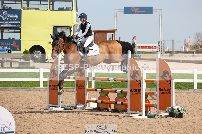 240510A-144411-07822 - Cls 17 1.05m National Am Quali