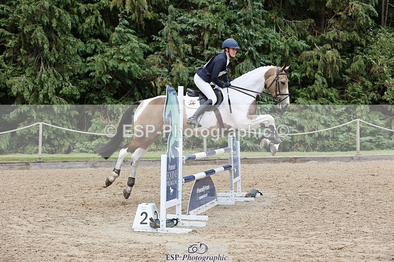 250803A-111335-10717 - L-516-Chloe.Robinson-BRACKENSPA'S.KEEP.A.SECRET