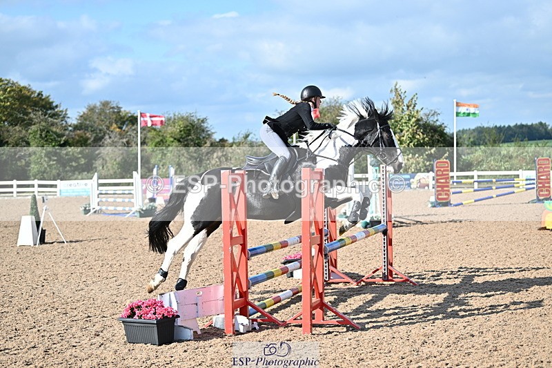 241005A-105156-03194 - SAT Cls 16 85cm Amateur Jump Off and P