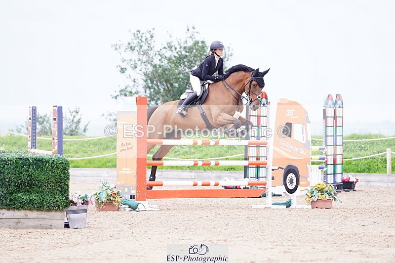 240803A-112808-07427 - Cls 29 Snr Foxhunter