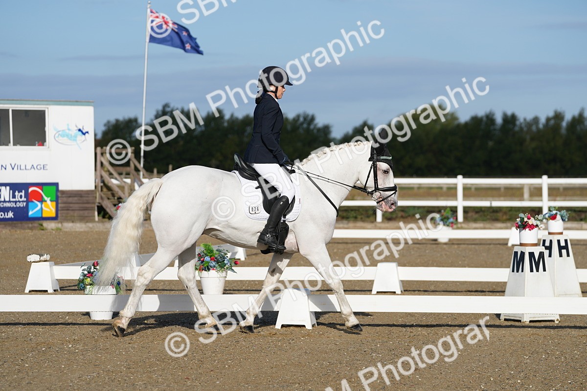 SBM_000157 - Class 2 - Intro 4 Champs - 8.30-9.26