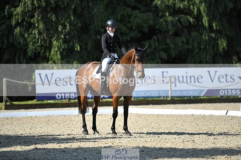 230525-093612-01631 - 306-JELSON-Lucy_Collecott-WEDTrotUp+DR