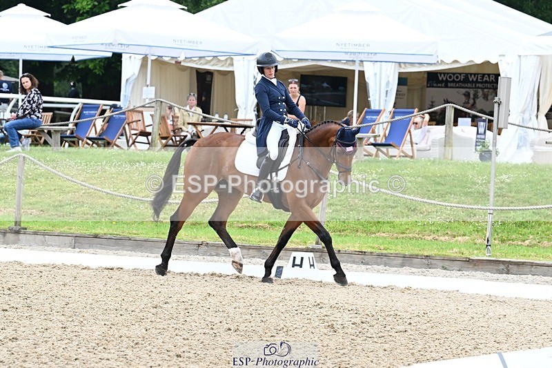 260528A-111346-03575 - G-710-Alexandra.Knowles