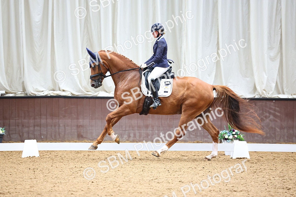 SBM_006024 - Class 5 - Novice 6 - 10.47-11.43