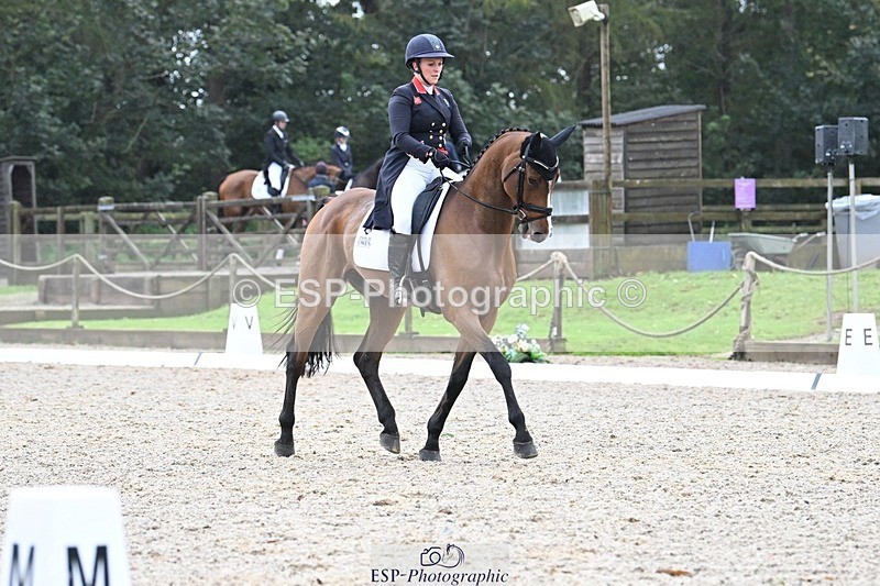 231019-105052-01660 - 034-COOLEY.PARK.MUZE-Gemma.Stevens-DR