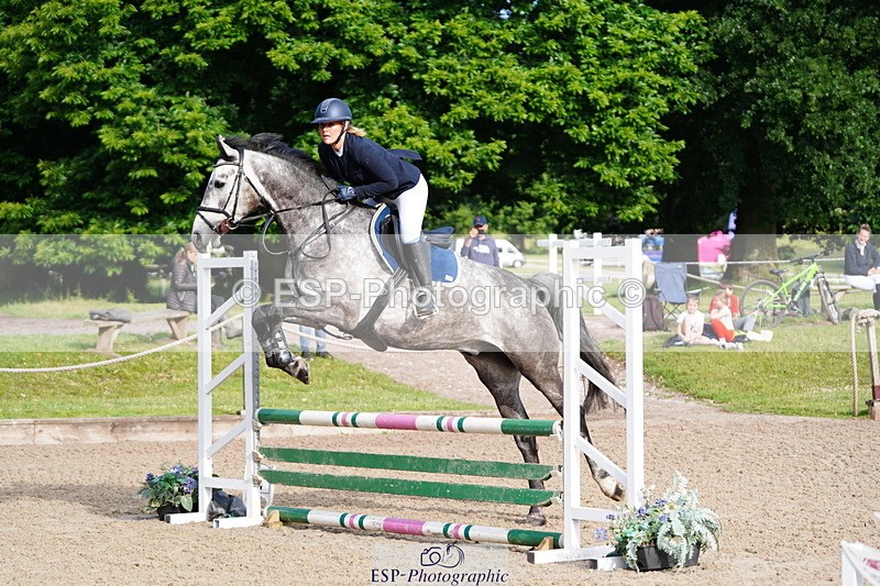 250613A-075946-00873 - Cls 8 85cm Schooling Round