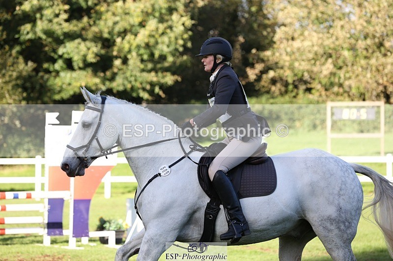 231022-153624-29850 - 509-WOODLANDS.SILVER.CLOUD-Karen.Cowling-TrotUp+SJ