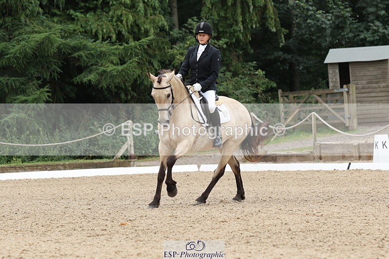 250718A-102936-00585 - 110-Dympna.Gethin-Rahugh.Girl