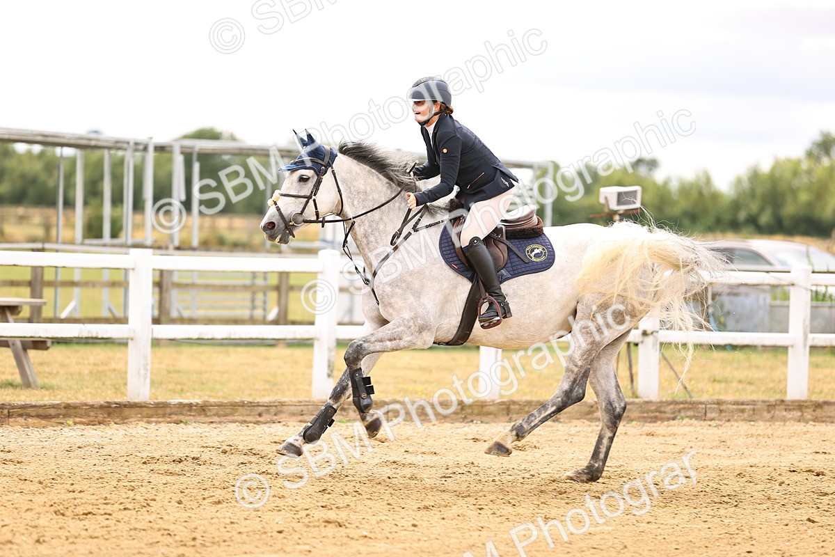 SBM_026934 - Class 13 - Senior Newcomers - 1.10m