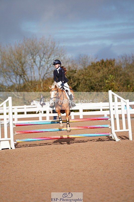 241027A-102412-02086 - SUN Cls 4 Pony British Novice and 80cm