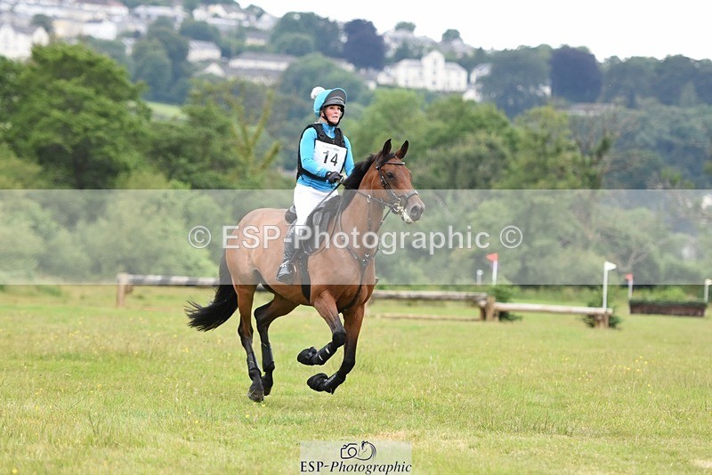 230625-104754-01859 - XC 90cm 9.45 to 11.00