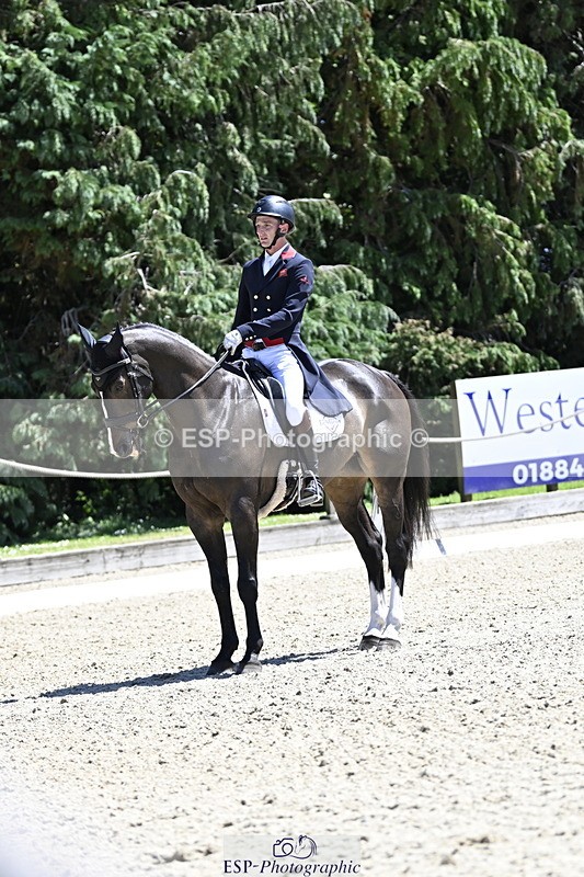 250522A-135906-04226 - D-404-Tom.Jackson-PLOT.TWIST.B