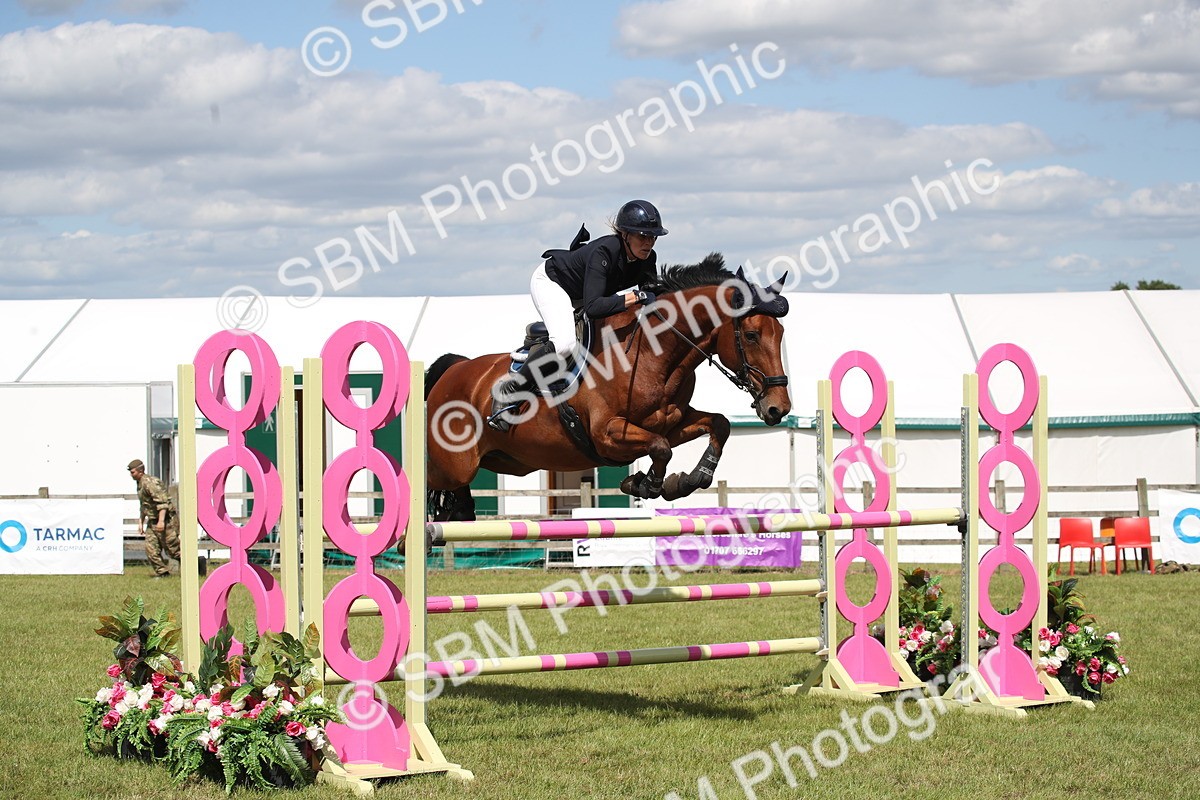 SBM_17414 - Class 208 - Senior Foxhunter 1.20m Open