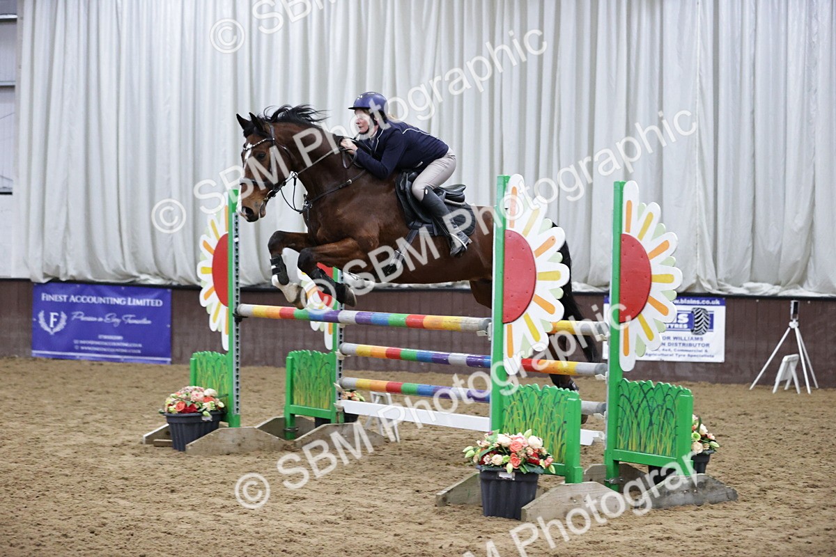 SBM_001423 - Class 4 - Senior Newcomers/ 1.10m Open