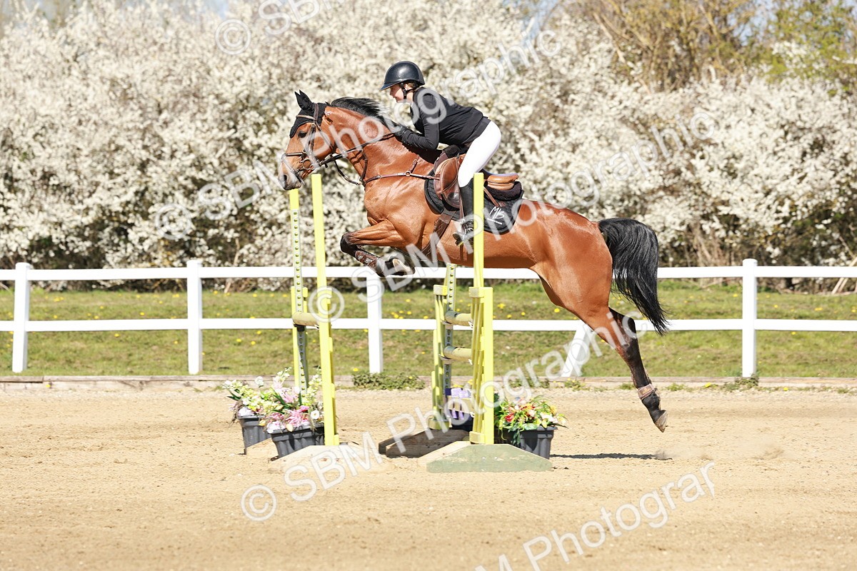 SBM_004269 - Class 17 - Senior Newcomers - 1.10m