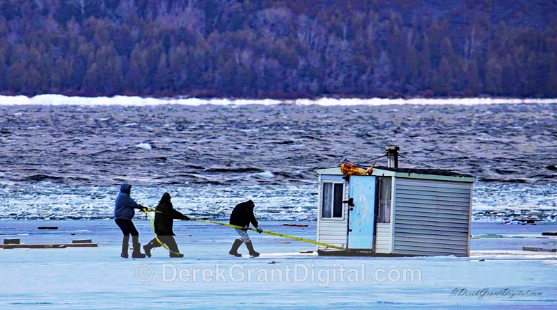 Ice Shack Trouble - Fishers attempt to save a stranded Ice Shack - Ice Shacks